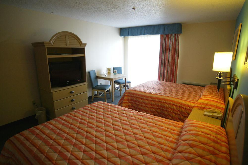 Castaway Bay By Cedar Point Resorts Sandusky Exterior photo
