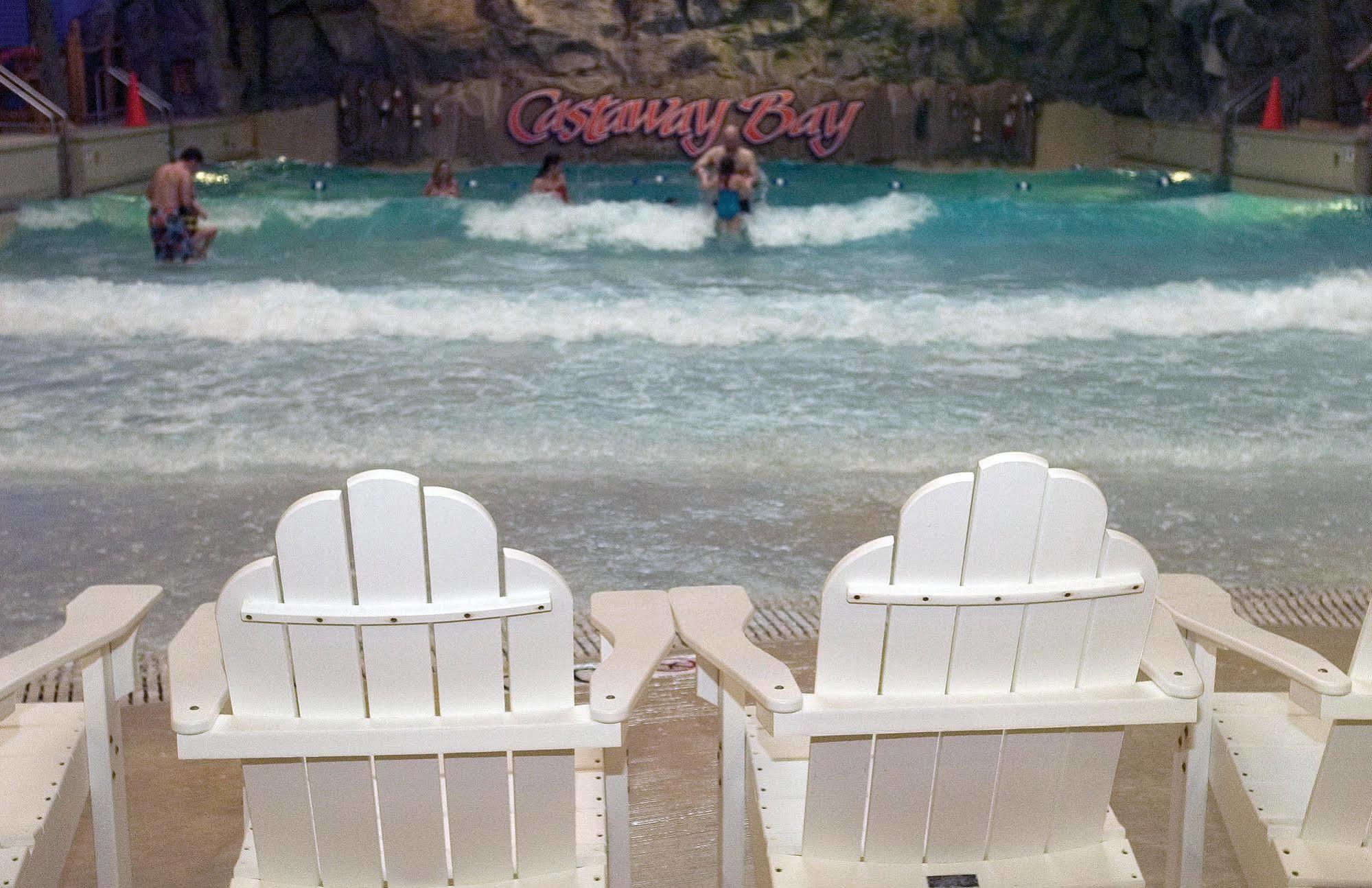 Castaway Bay By Cedar Point Resorts Sandusky Exterior photo