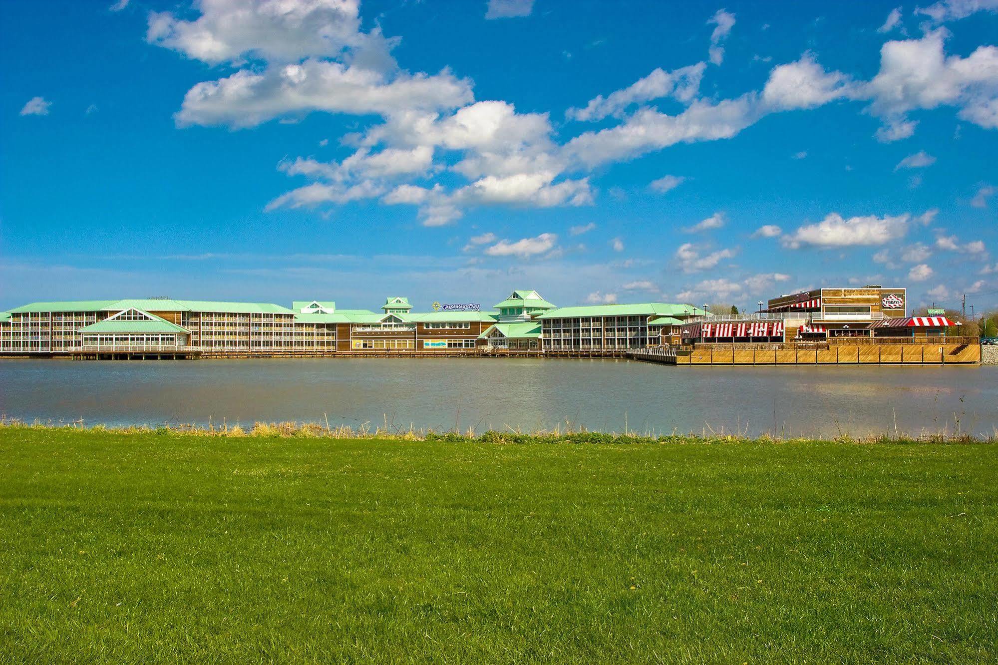 Castaway Bay By Cedar Point Resorts Sandusky Exterior photo